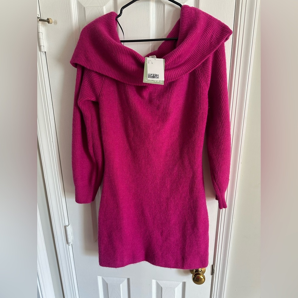 H&M Bright Fuchsia Ribbed vowel neck Sweater dress